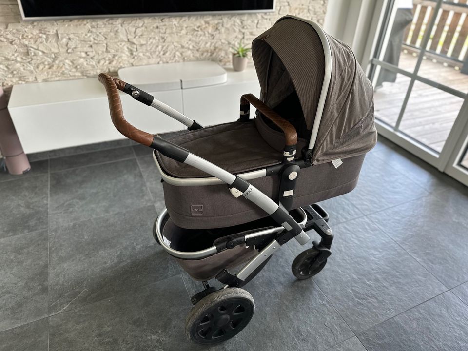 Joolz Geo 2 Kinderwagen mit Zubehör in Oberpframmern