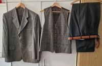 New Fast - 4-teiliges Anzug-Set Sakko Weste Hose Gürtel Gr. 52 Baden-Württemberg - Allmendingen Vorschau