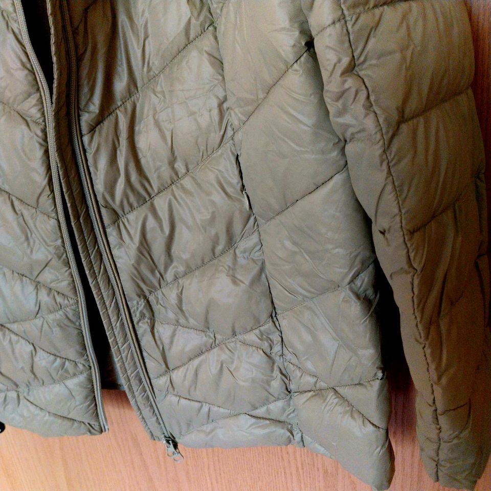 Leichte Steppjacke Gr. 42 in Neuburg a.d. Donau