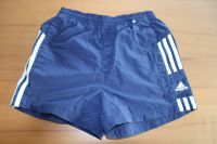 ADIDAS Shorts Sporthose Schwimmshorts Jungs Gr. 140 Hessen - Aßlar Vorschau