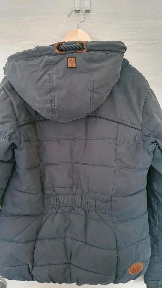 Naketano Winterjacke Gr. M(-L) Damen in Bad Laer