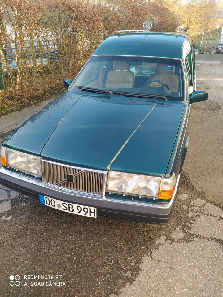 Volvo 760 Bestattungs-/Leichenwagen, Oldtimer i. K. A. in Neuenrade