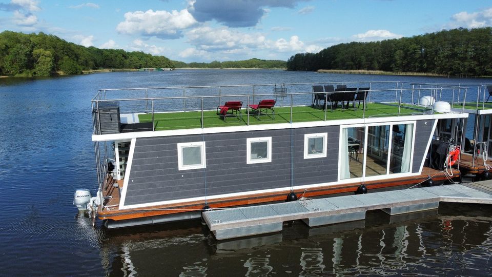 Hausboot führerscheinfrei mieten 2023 - Müritz BRB Berlin Peene in Waren (Müritz)