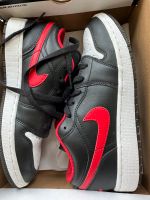 AIR JORDAN 1 Low (GS) 38  Gr UK 5 schwarz rot Bayern - Rückersdorf Vorschau