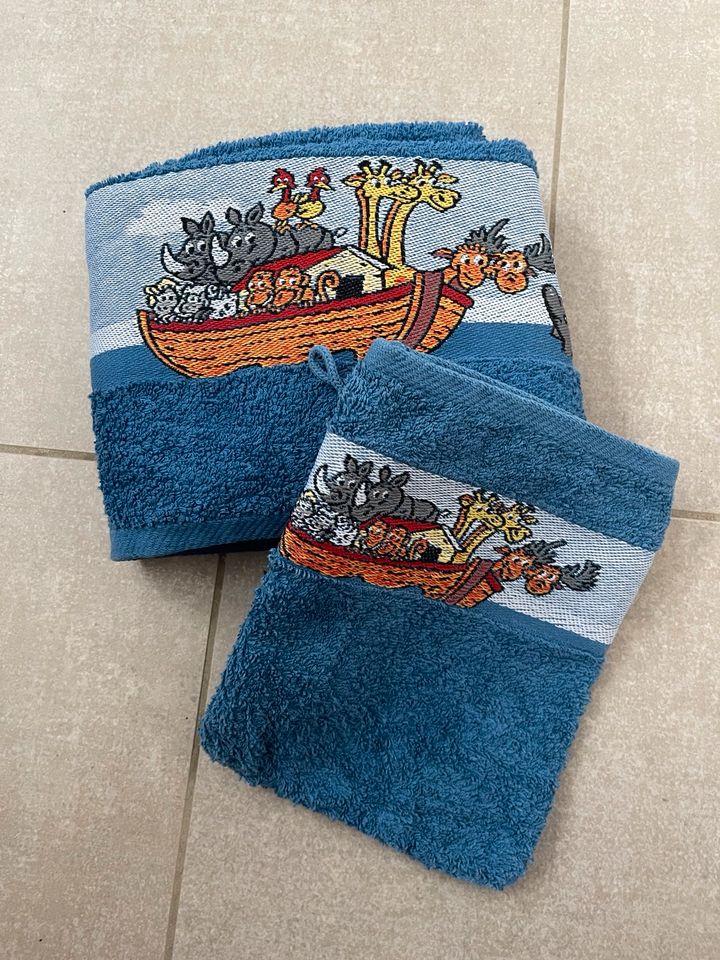 Set Handtuch Arche Noah Waschlappen Tiere blau in Kempten