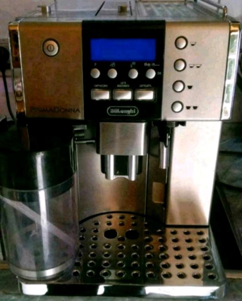 DeLonghi ESAM 6600 Prima Donna Kaffeevollautomaten  Generalüberho in Kassel