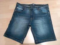 schlichte dunkelblaue Jeans-Short Gr. 50 Bayern - Töpen Vorschau