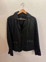 Pepe Jeans Lederjacke / echtleder / Blazer / schwarz / Größe L Niedersachsen - Lachendorf Vorschau