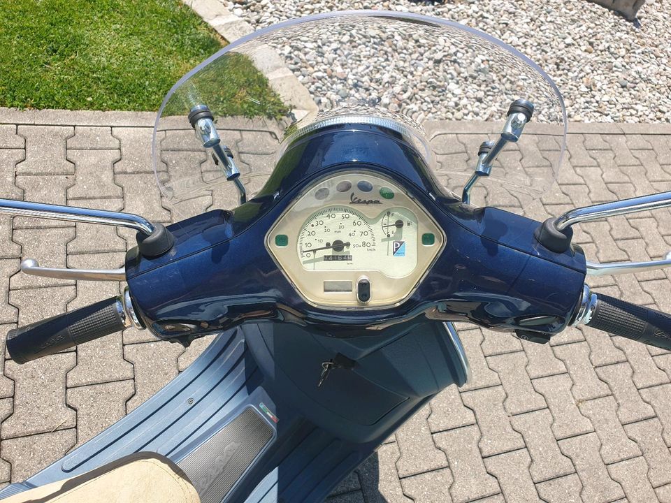 Vespa LX 50 in Raubling