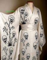 Ausgefallener Kimono mit Totenkopf-Design – UNIKAT! Bayern - Augsburg Vorschau