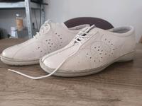 Esmara Sneaker, Schnürschuhe für Damen, Gr 37 in weiß, Neu Nordrhein-Westfalen - Lübbecke  Vorschau