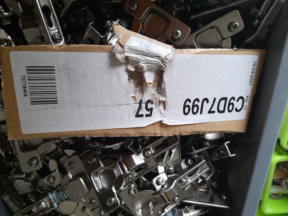 10x 100x Salice Topfband Tür Scharnier C9D7J99 57 mit Zuhaltung in Zeulenroda