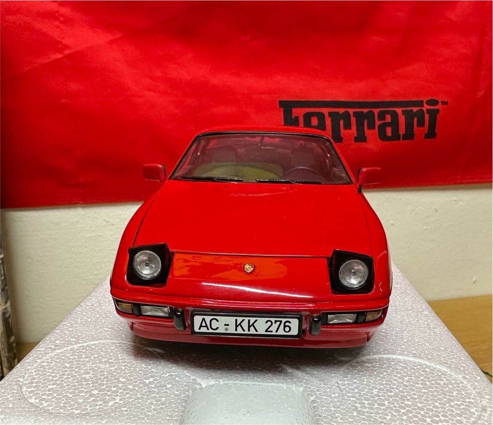 Minichamps 1985 Porsche 924 Modellauto 1:18 in Nürnberg (Mittelfr)