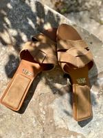 Flache Sandale mit Kreuzriemen aus Veloursleder von Zara Saarland - Blieskastel Vorschau