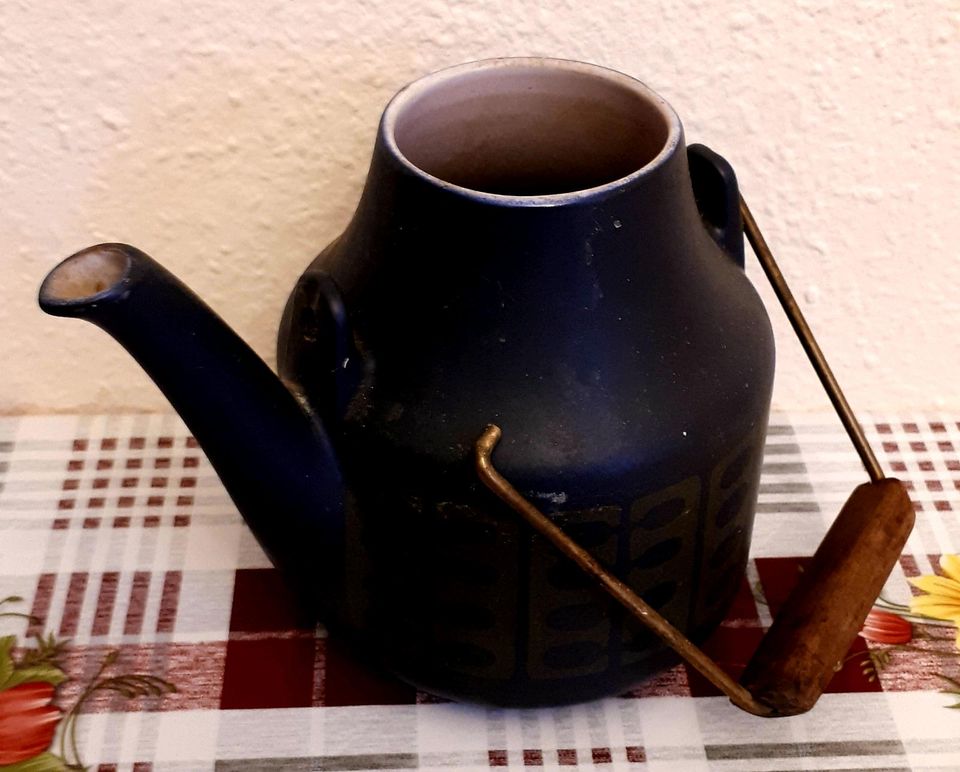 Vintage Teekessel dunkelblau in Schneeberg