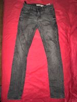 GUESS Supper Skinny Jeans W27 wie XS 34-36 TOP! Berlin - Treptow Vorschau