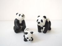 Playmobil® 6652 2 Pandas mit Baby, Mama und Papa Pankow - Prenzlauer Berg Vorschau