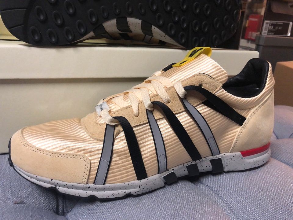Adidas Equipment Racing 93 TAXI Overkill ZX Micropacer in Berlin