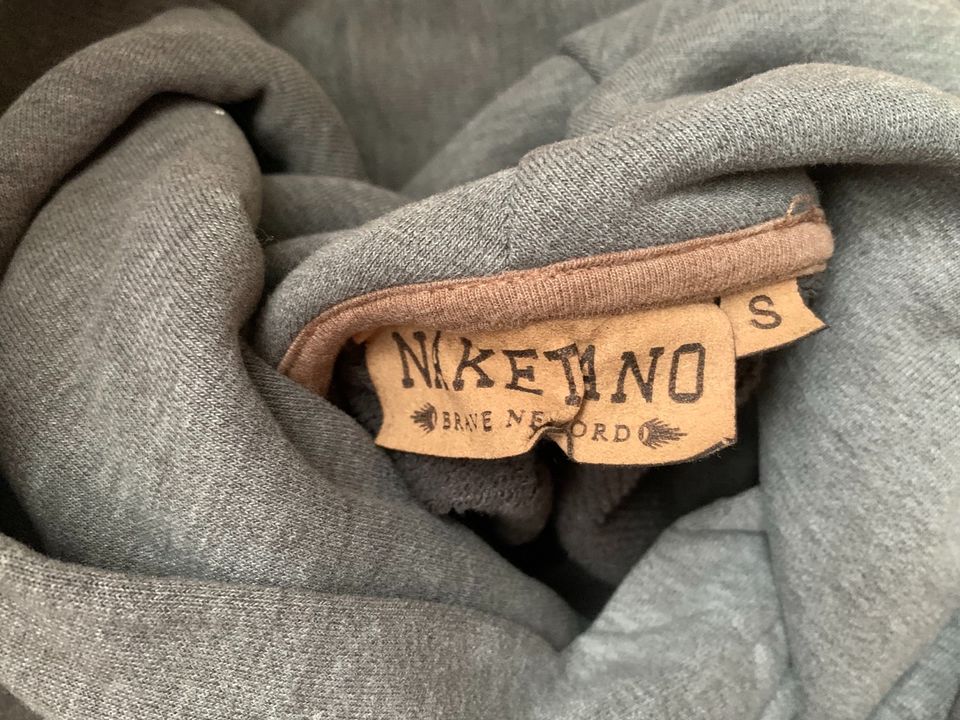 NAKETANO Pullover Gr. S sehr guter Zustand in Stralsund