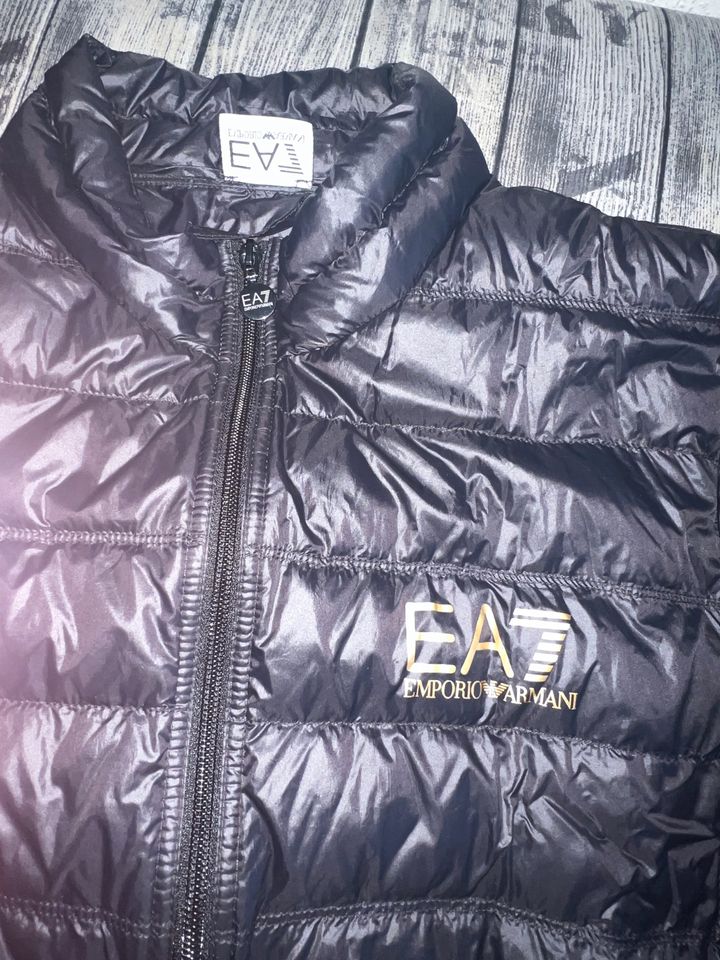 Originale Ea7 jacke in Wuppertal