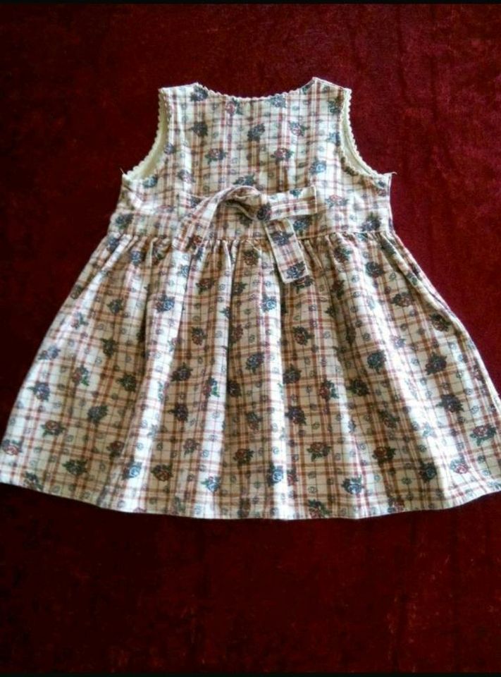 Mädchen Sommerkleid Kleid gr.98 Tasche in Kreßberg