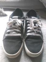 Vans Sneaker Schuhe 40 Niedersachsen - Oldenburg Vorschau