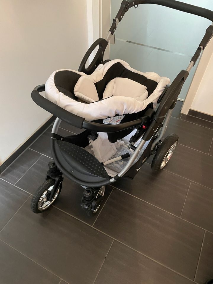 Bergsteiger Capri 3 in 1 Kinderwagen/Buggy/Maxicosi in Sulzbach-Rosenberg