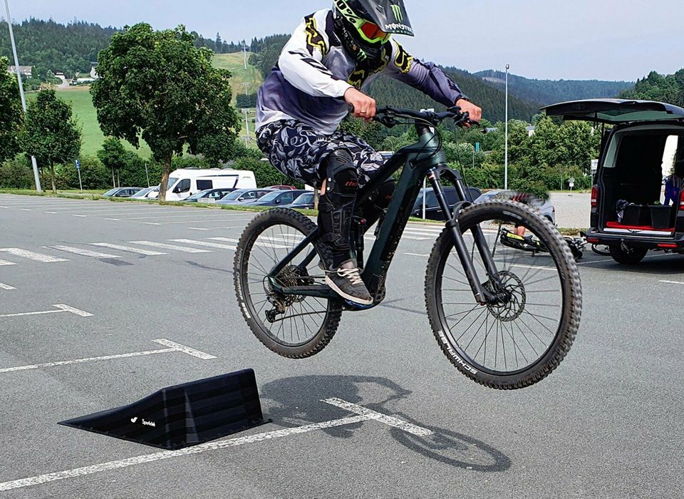 Sprungrampe für Fahrrad ♥ BMX MTB Rampe groß NEU Rad Cross ♥ in Hüllhorst