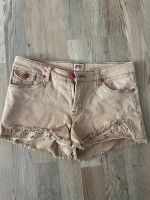 Only New Yorker Bershka H&M Shorts Hot Pants beige braun XS S 28 Nordrhein-Westfalen - Kleve Vorschau