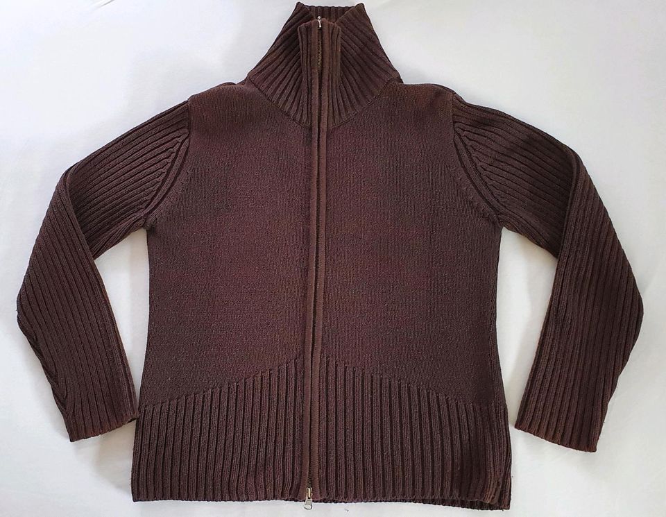 Strickjacke Damenjacke Jacke Strick Braun Gr. 44 in Schwentinental