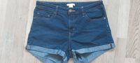 H&M Demin Shorts Gr Jeansshorts kurze Hose dunkelblau Gr. 38 Nordrhein-Westfalen - Everswinkel Vorschau