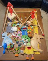 Baby Spielbogen + Messlatte +Holzmond 31 cm +++++ meist neuwertig Nordrhein-Westfalen - Marl Vorschau