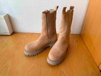 Inuovo beige hellbraun schmale Chelsea boots Lederstiefel 36 Frankfurt am Main - Rödelheim Vorschau