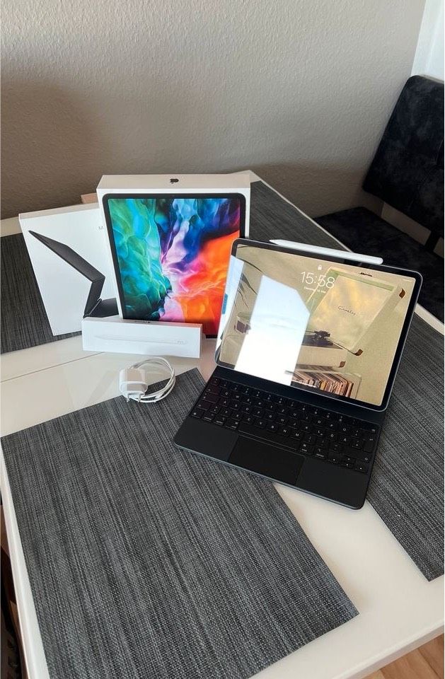 iPad Pro 12.9” (4.Generation) WiFi 128GB Space Grau in Osloß