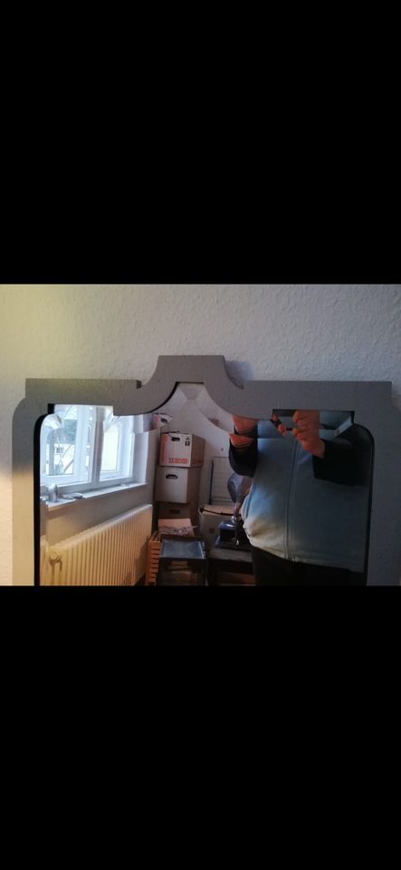 Spiegel echt alt in Berlin