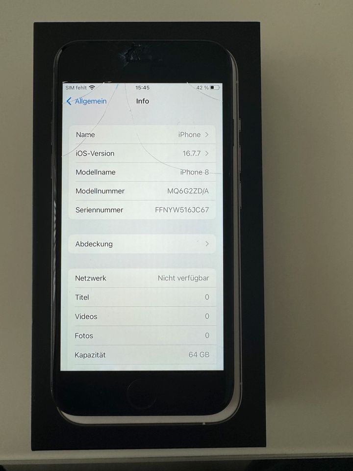 İphone 8 64Gb schwarz bitte Beschreibung lesen in Duisburg