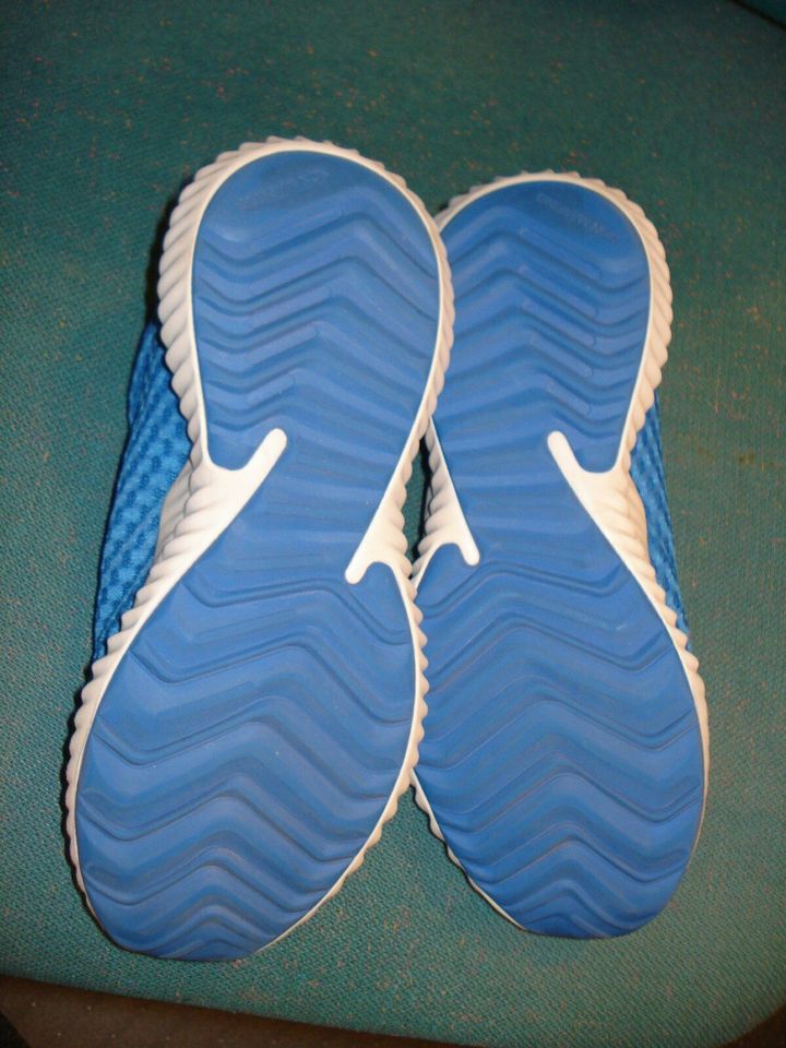 ADIDAS Sportschuhe, Gr. 5,5,  blau, weiße Sohle in Jevenstedt