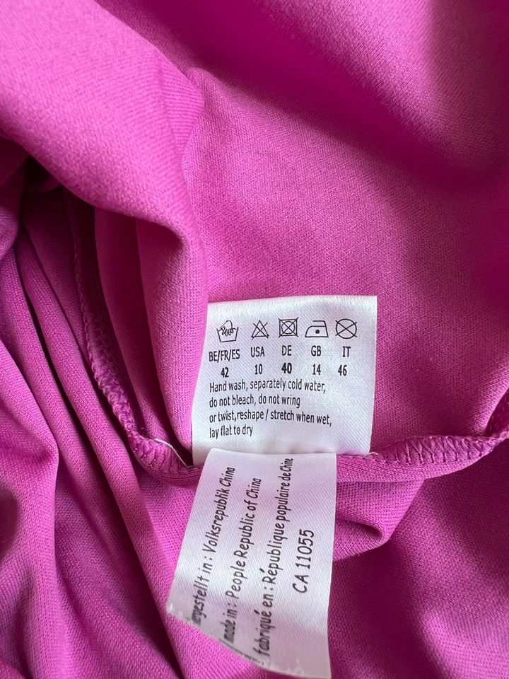 Kleid 38 40 pink gehäkelt Träger Unterkleid Midi in Simbach