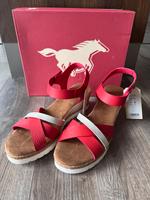 Sandalen Keilsandaletten Mustang Neu Gr.41 rot Bayern - Stegaurach Vorschau