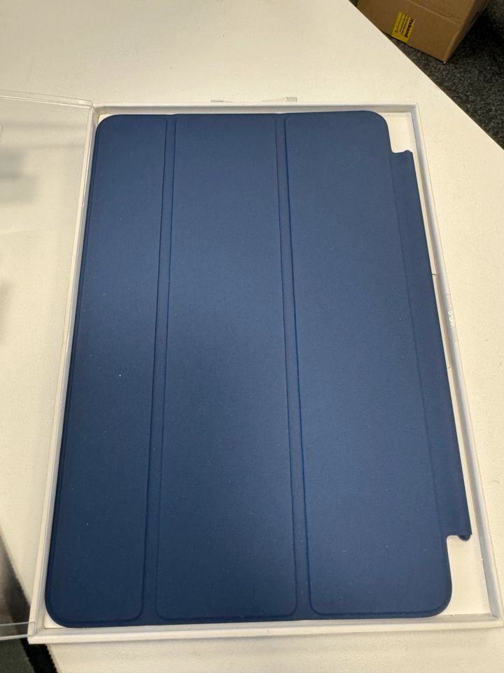 smart cover ipad mini 5te Generation deep navy blau in Bargteheide