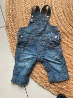 Latzhose Jeans-Latzhose Baby 62 Blue Seven Nordrhein-Westfalen - Rösrath Vorschau