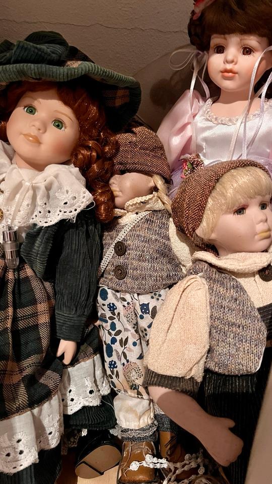 Haunted Dolls mit Wunschbesetzung – suchen ein neues zu Hause in Schongau