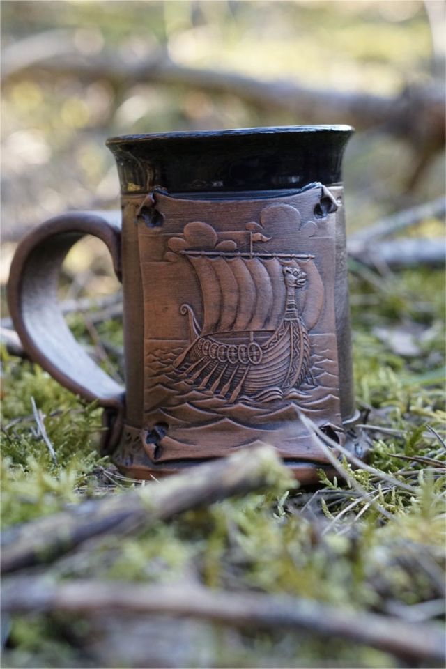 Handgemachte Wikinger Tronkrüge Becher Trinken Odin Thoor in Schönebeck (Elbe)