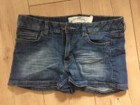 Jeansshorts Shorts H&M Jeans Gr 27 S Düsseldorf - Pempelfort Vorschau