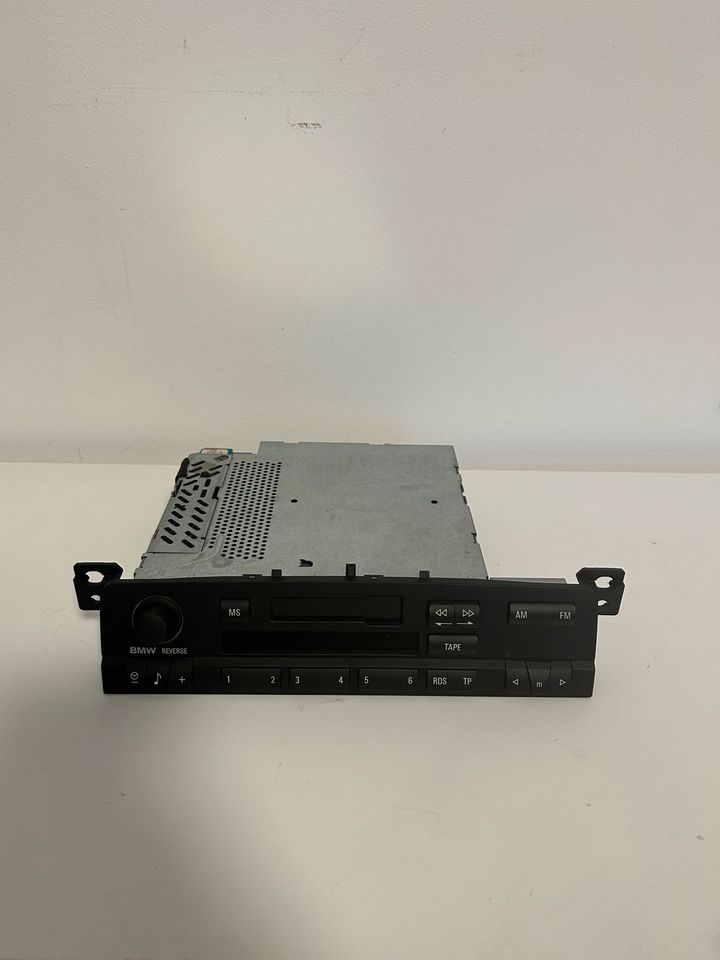 Original BMW 3er E46 Radio in Wriedel