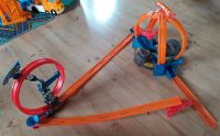 Hot-Wheels Power-Loop Looping elektrische Stunt Bahn mit Motor Hessen - Hohenahr Vorschau