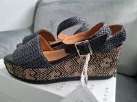 GEOX Wedges Nappa-Leder Plateaupumps Espadrilles Keilsandalette Dortmund - Brackel Vorschau