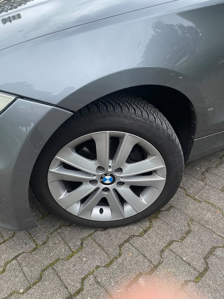 BMW 116i -mit Android System, in Stuttgart