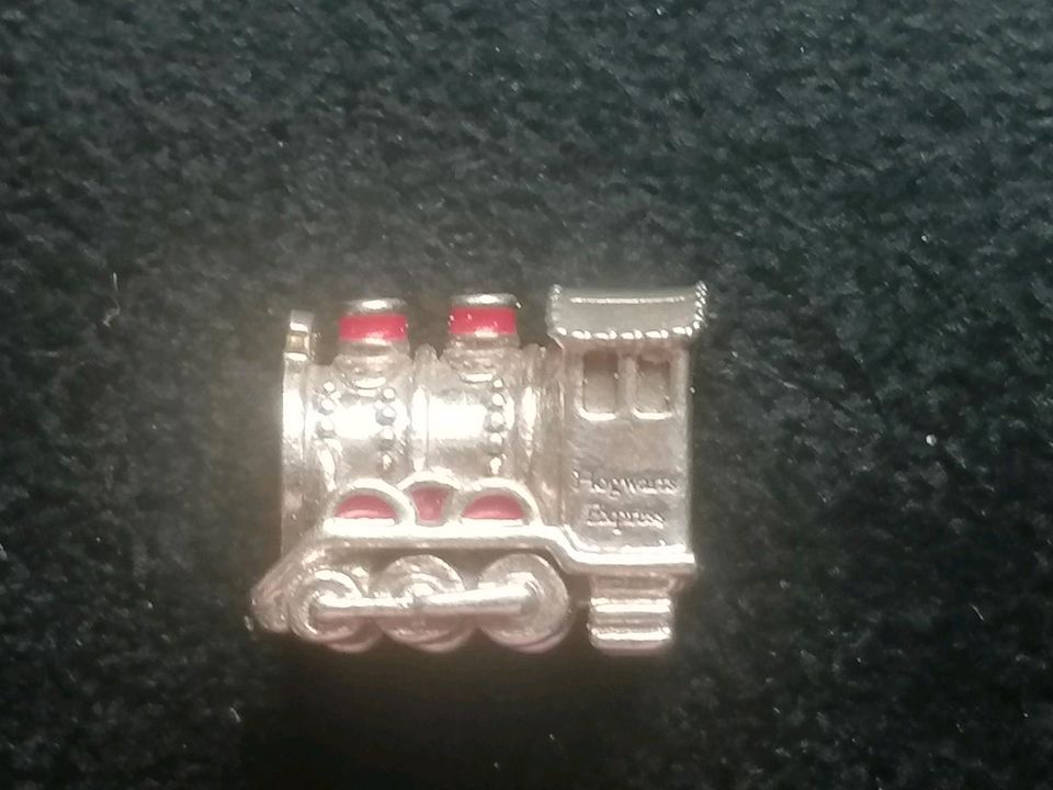 Original Pandora Moments Charm Harry Potter Hogwarts Express in Wegberg