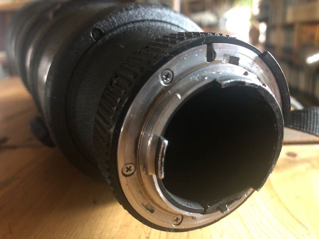 Nikon ED AF-S Nikkor 500mm 1:4 Objektiv und Köchertasche in Hamburg